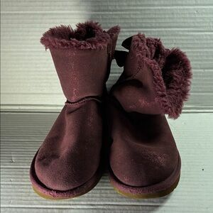 Cozy Marron UGG boots USED (not box)
SKU 1125795
